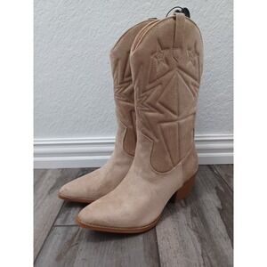 Time and Tru Women's Light Tan Suede Stars Puff Western Boots Memory Foam Sz 8